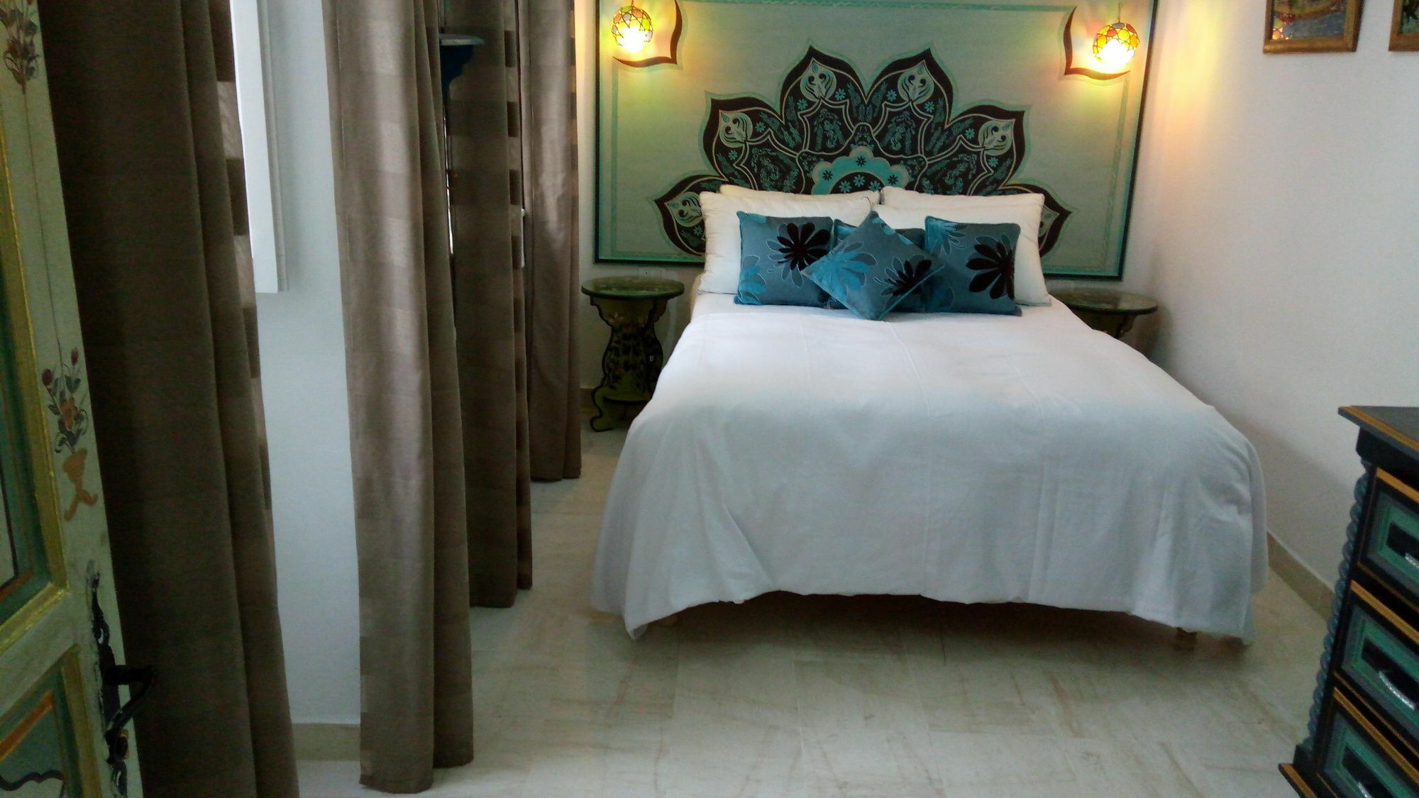 El Patio Courtyard House Hotell Tunis Exteriör bild